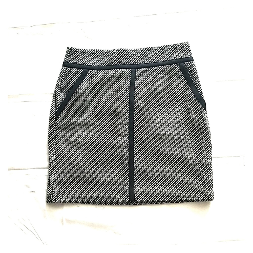 Ann Taylor Loft skirt